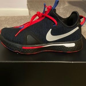 Nike PG4, brand new